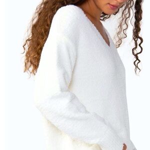 White V-neck soft sweater